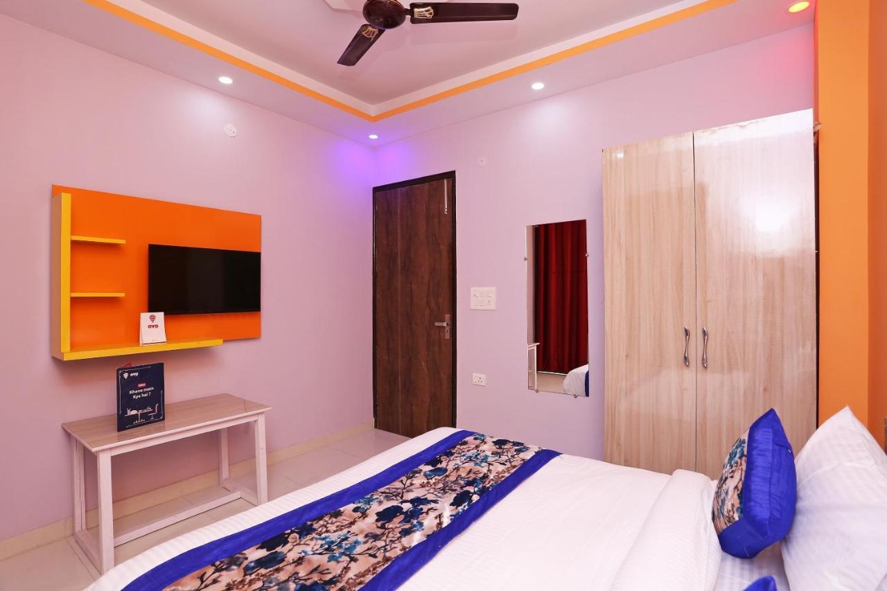 Hotel Oyo Rose Residency Near Dwarka Sector 9 Metro Station Neu-Delhi Exterior foto